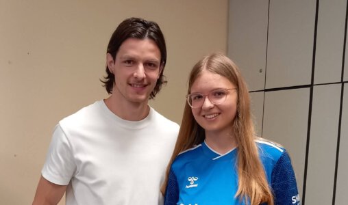 FCM-Fußballspieler besucht unsere Schule …