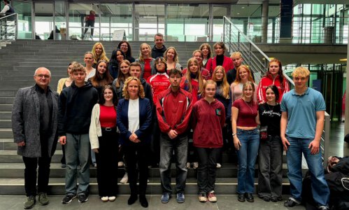 Sozialkundeexkursion in den Bundestag Sozialkundeschüler Jahrgang 12